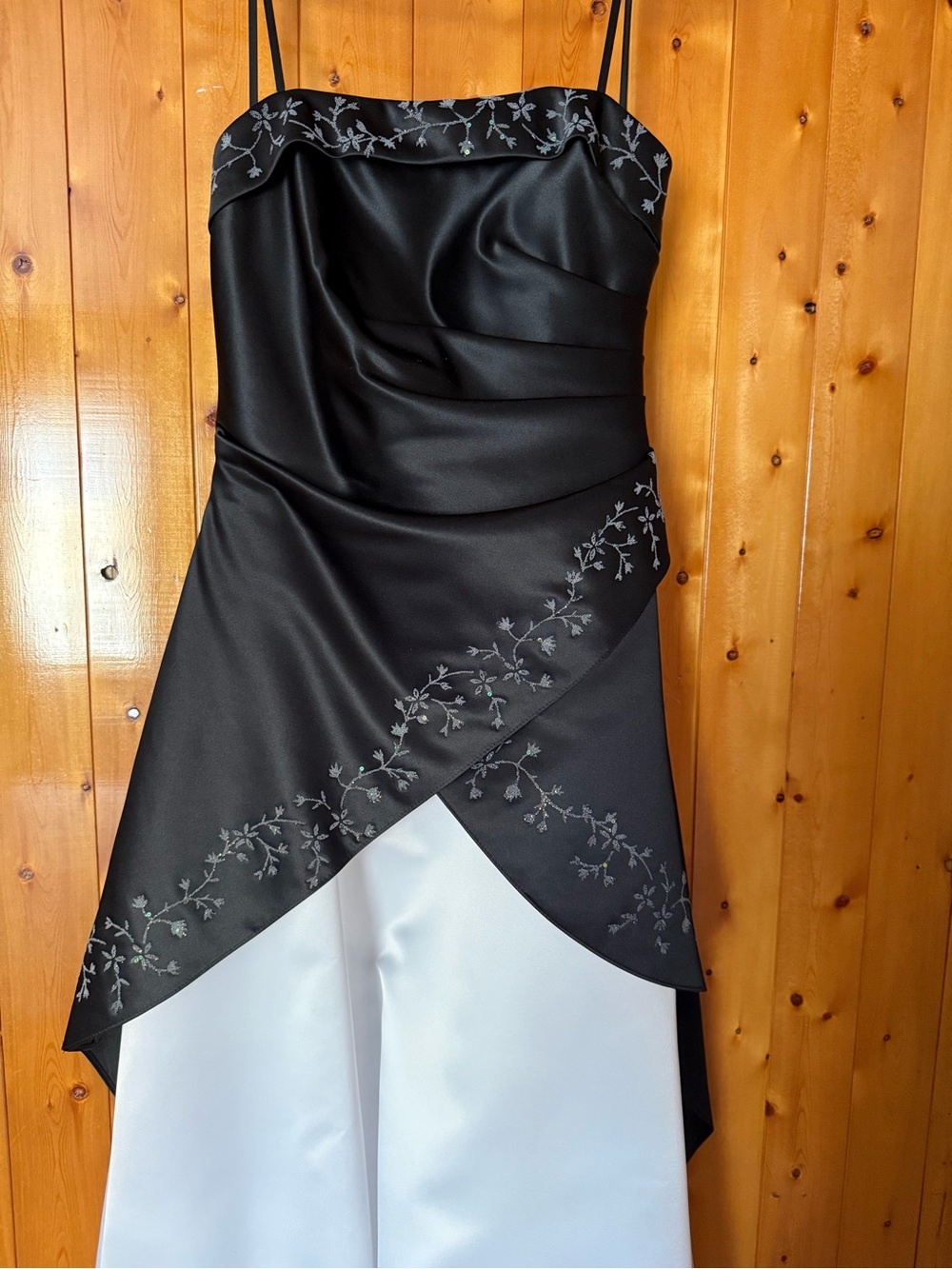 Two-Tone Black & White Formal Gown - Picture 3 of 7